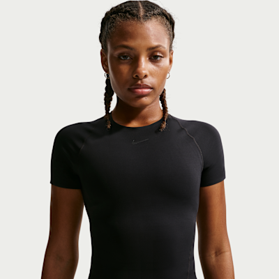 Nike Universa Women's Dri-FIT Short-Sleeve Top. Nike.com